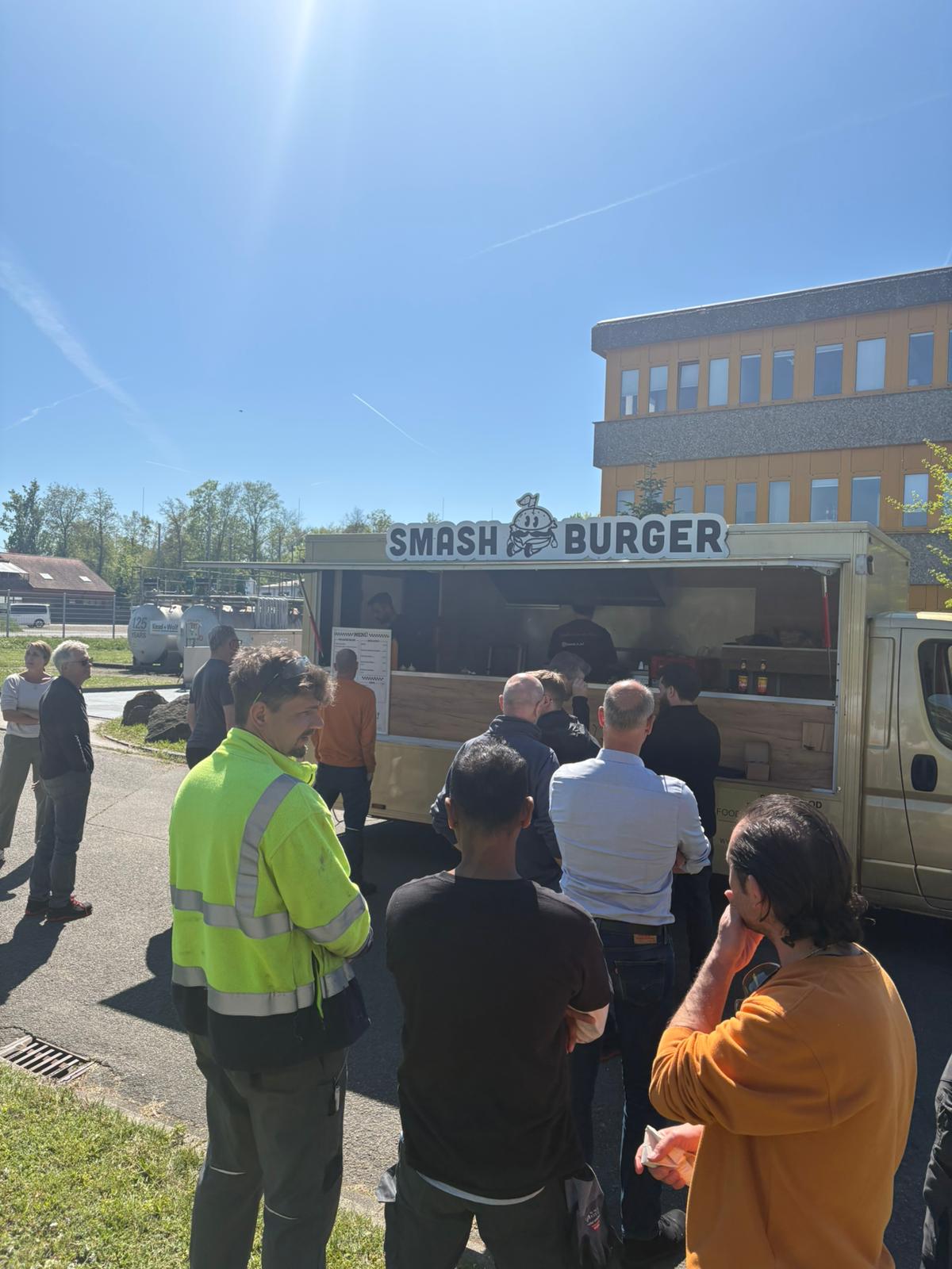 Smash It Burger Foodtruck Event Impression